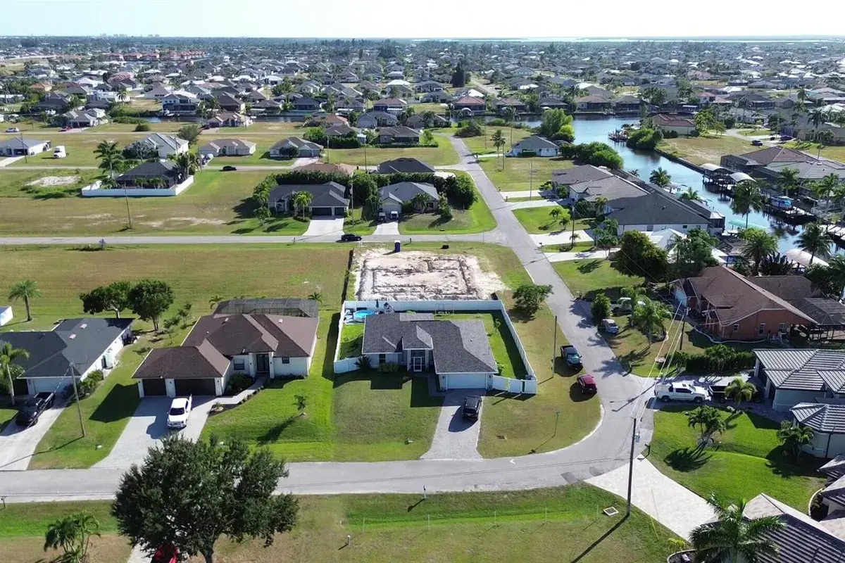 3405 NW 6th Street, Cape Coral FL 33993