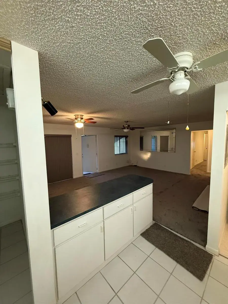 5795 La Pinata Boulevard # 2, FL 33463
