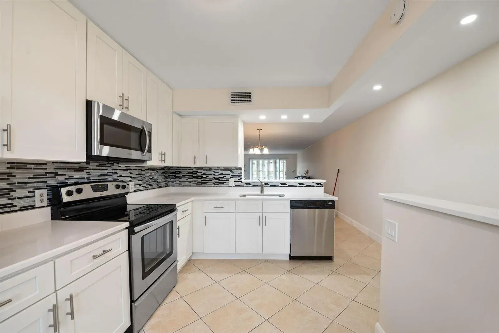 1090 Guildford E # 1090, Boca Raton FL 33434
