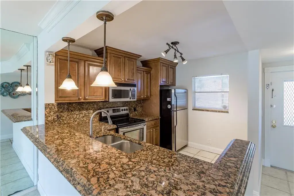 2800 Fiore Way # 2060, Delray Beach FL 33445