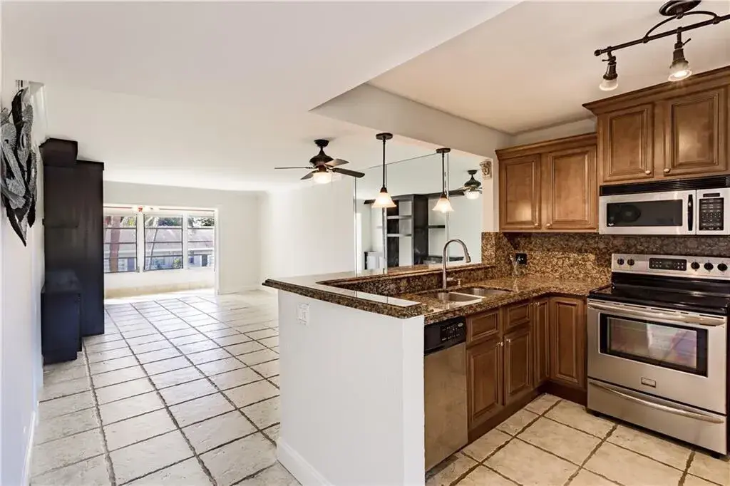 2800 Fiore Way # 2060, Delray Beach FL 33445
