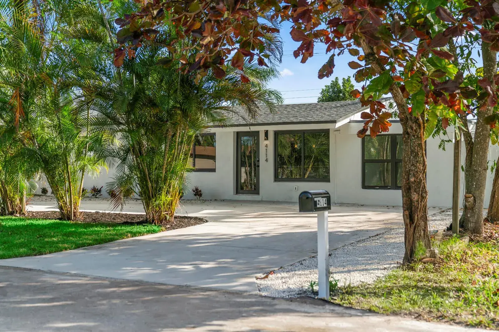 4114 SW 49th Court, Dania Beach FL 33314