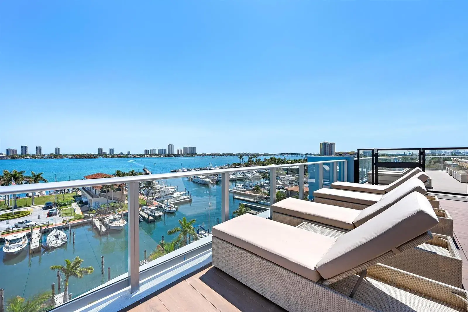 220 Lake Shore Drive # 1008, Lake Park FL 33403