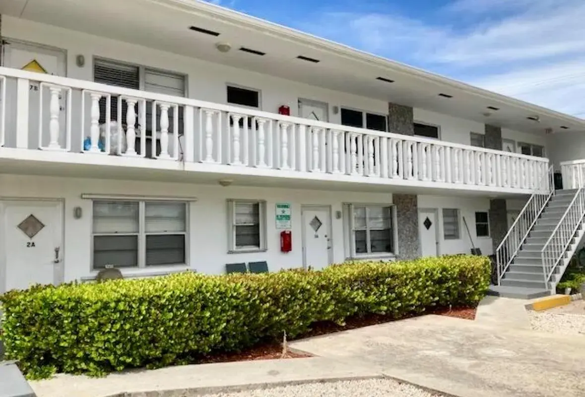 602 N H Street # 1a, FL 33460