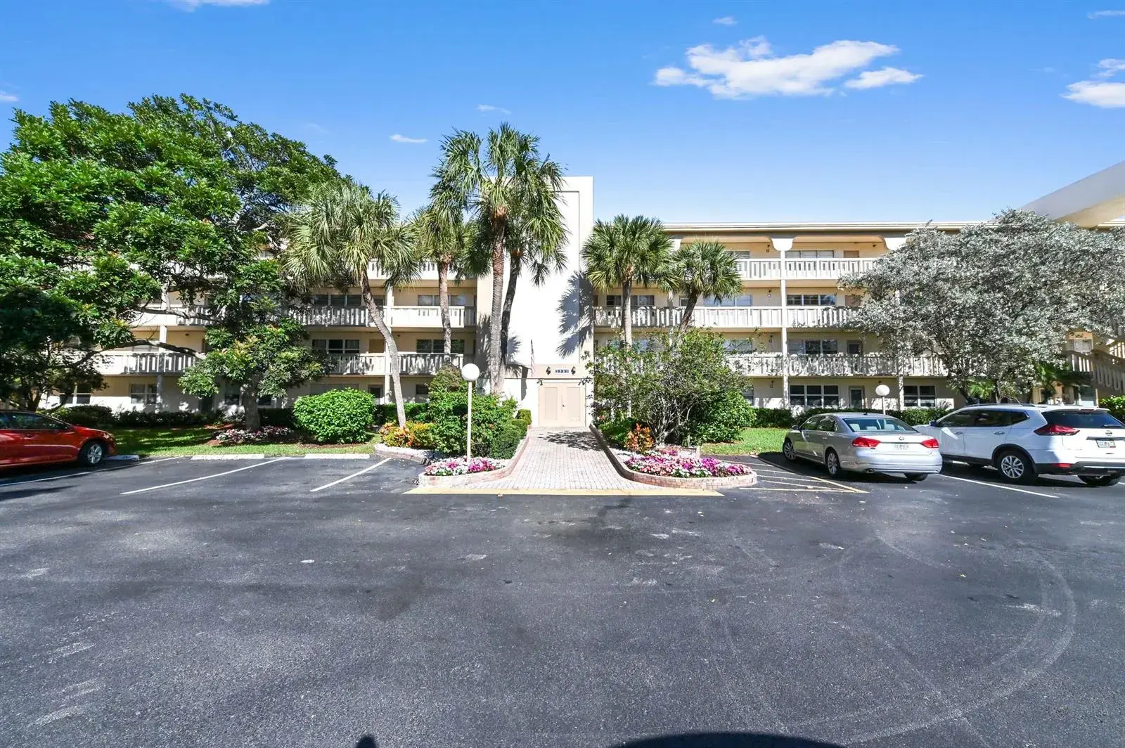 2 bedroom 2 bath Residential for sale at 2905 Victoria Place # K3, Coconut Creek FL 33066