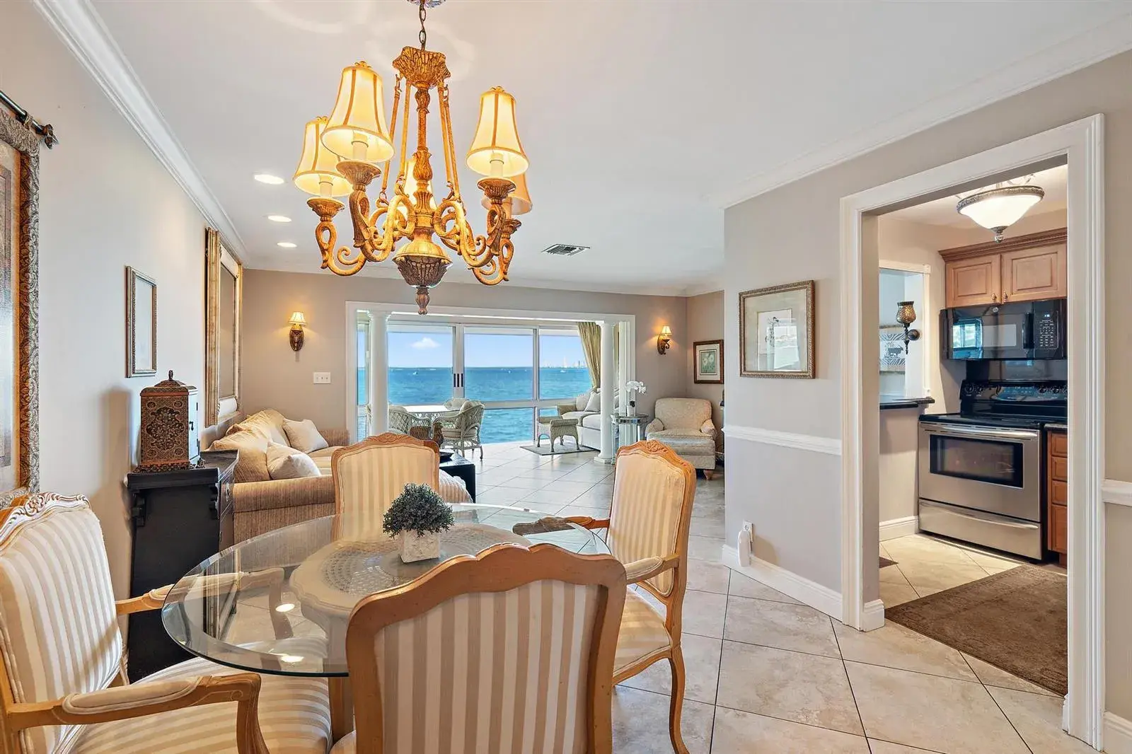 400 Wilma Circle # 309, Riviera Beach FL 33404