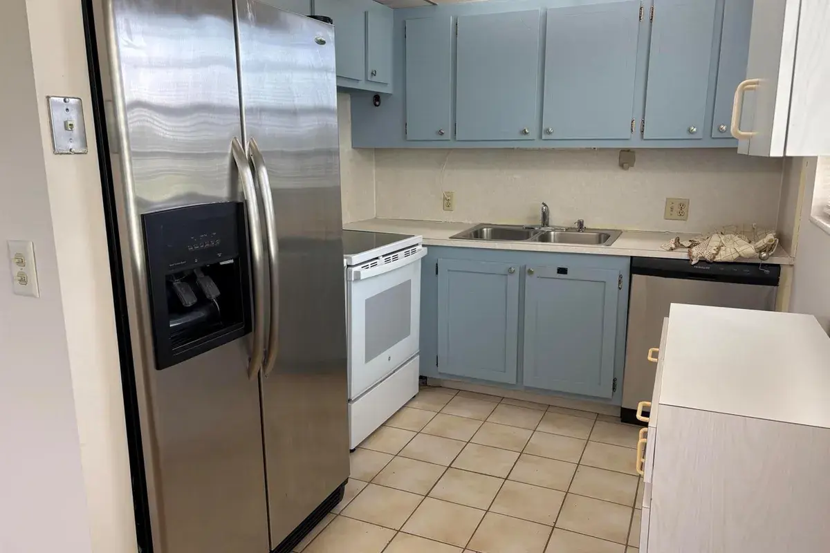 186 Dorset E, Boca Raton FL 33434
