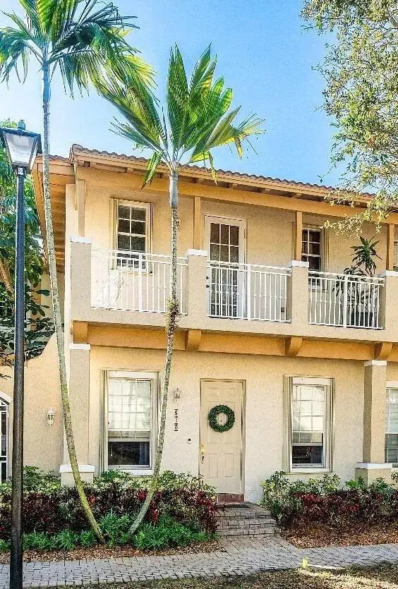 2 bedroom 2 bath Residential for sale at 510 NW 24th Avenue, Boynton Beach FL 33426