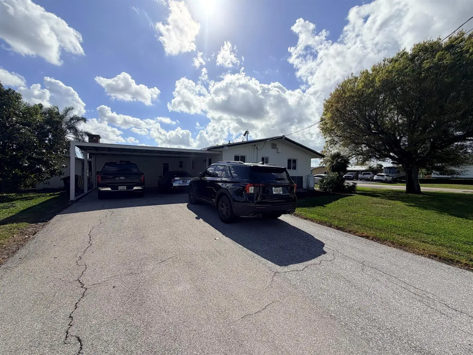 955 NW 4th St Street, Belle Glade FL 33430