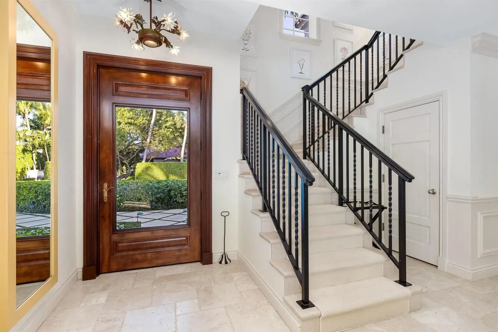 9 Via Vizcaya, Palm Beach FL 33480