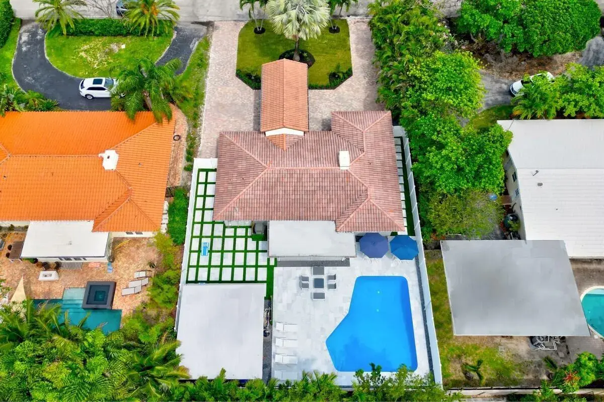 3025 Center Avenue, Fort Lauderdale FL 33308