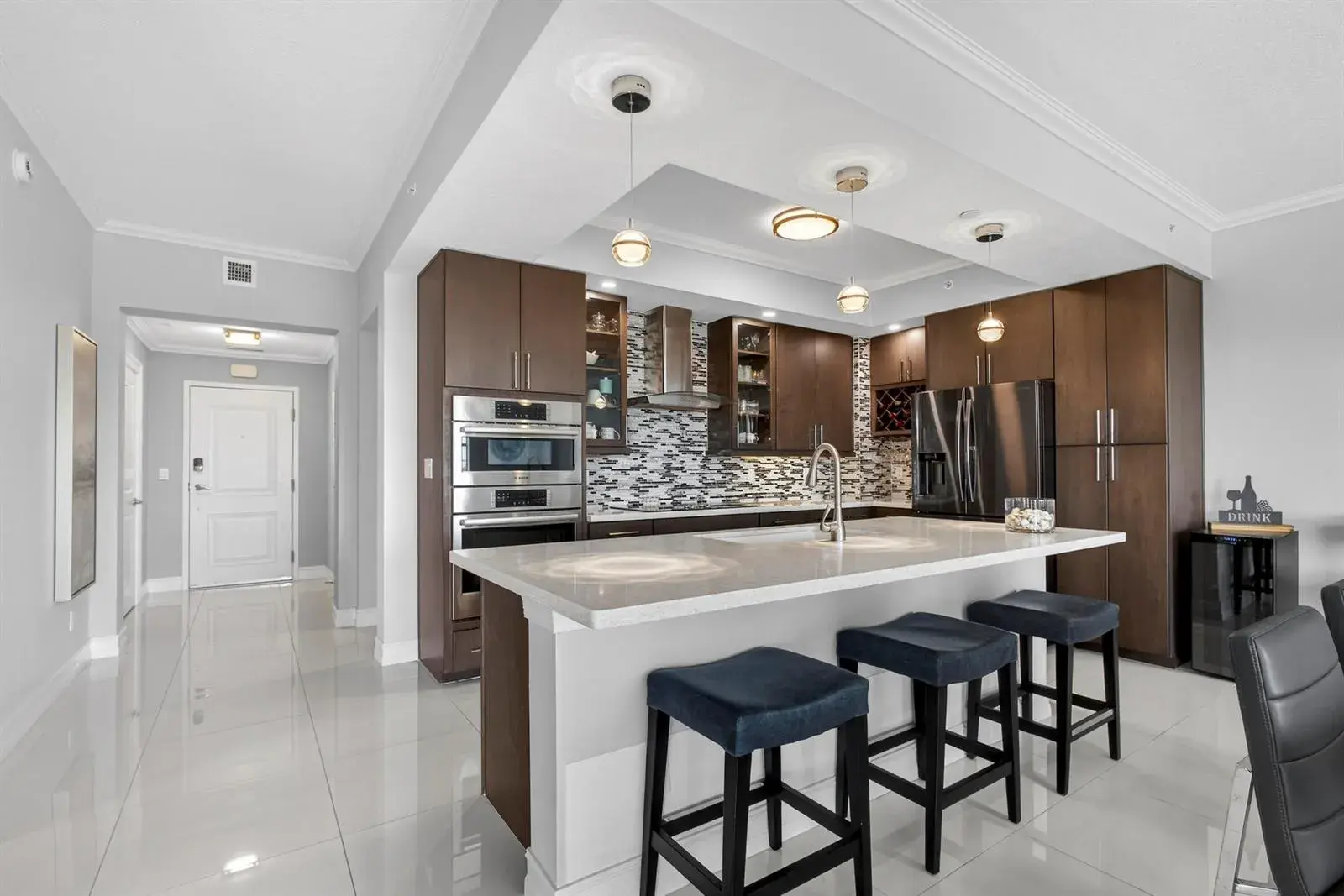 441 Bay Colony Drive N, Juno Beach FL 33408