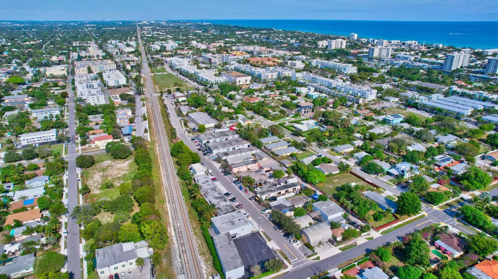 369 SE 2nd Avenue, Delray Beach FL 33483