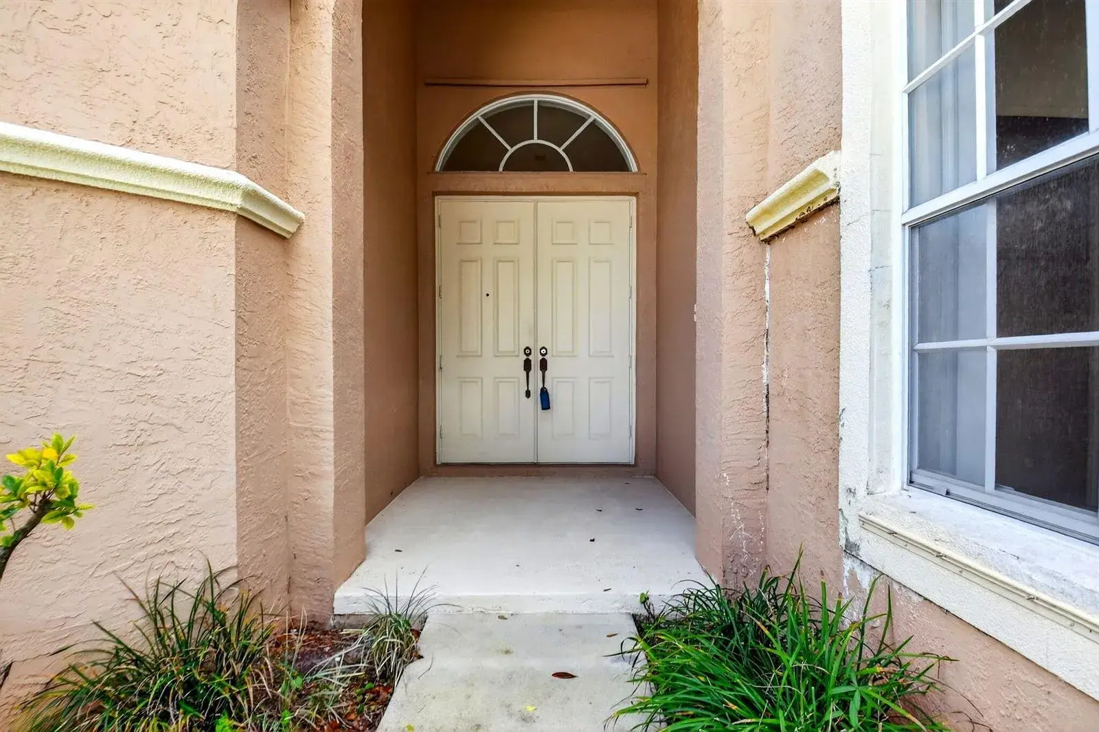 2431 Westmont Drive, Royal Palm Beach FL 33411