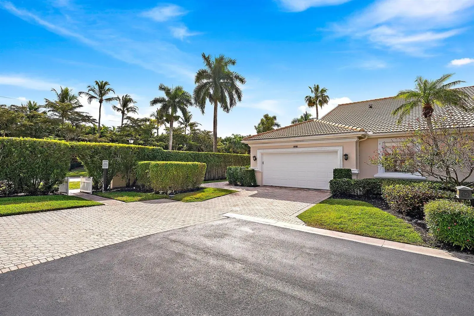 3 bedroom 2 bath Residential for sale at 8110 Sandpiper Way, West Palm Beach FL 33412
