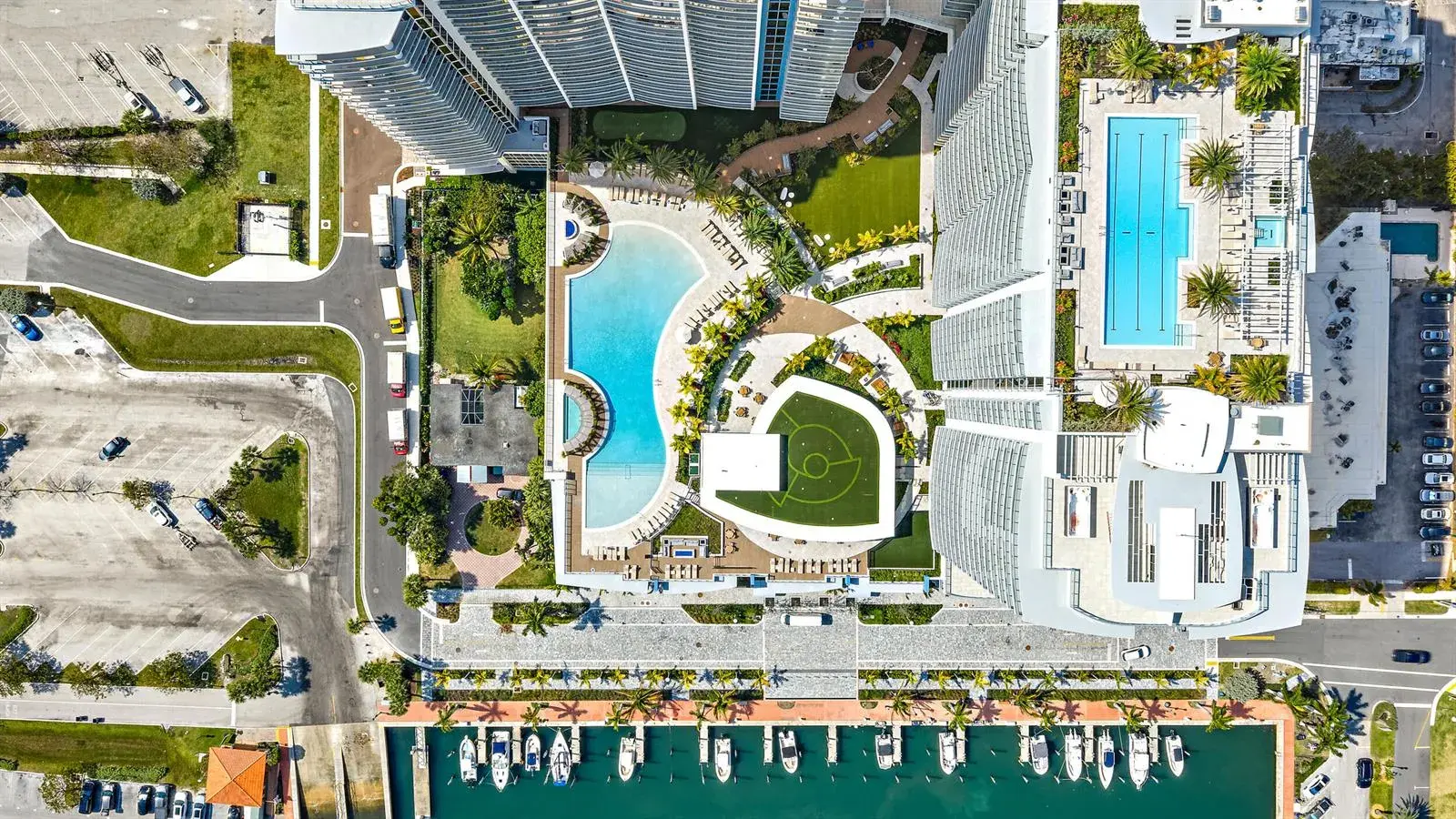 220 Lake Shore Drive # 1521, Lake Park FL 33403