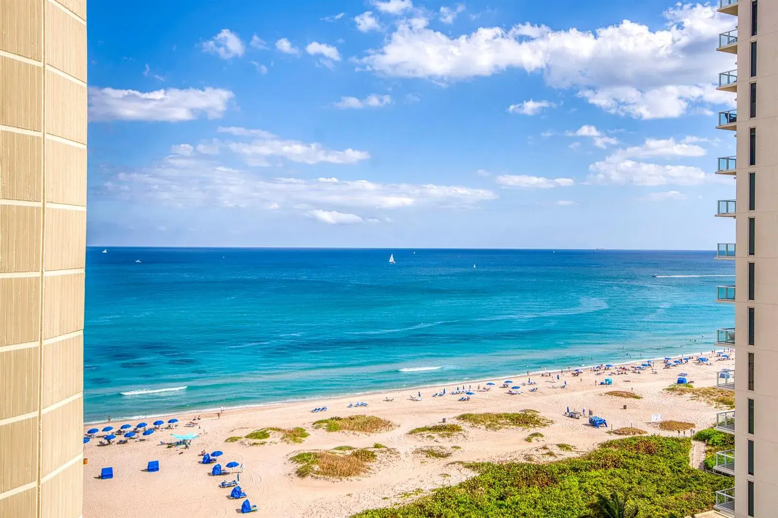 2 bedroom 2 bath Residential for sale at 2800 N Ocean Drive # 15d, Singer Island FL 33404