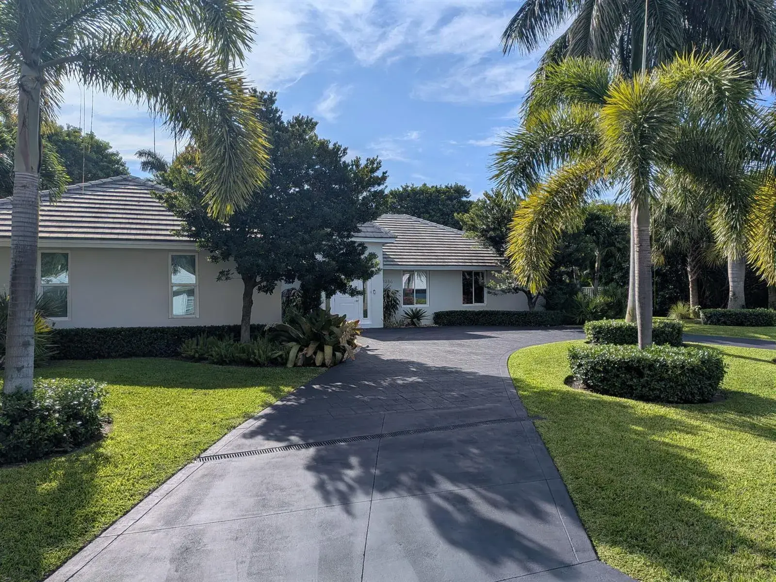 1386 S Atlantic Drive, Lantana FL 33462