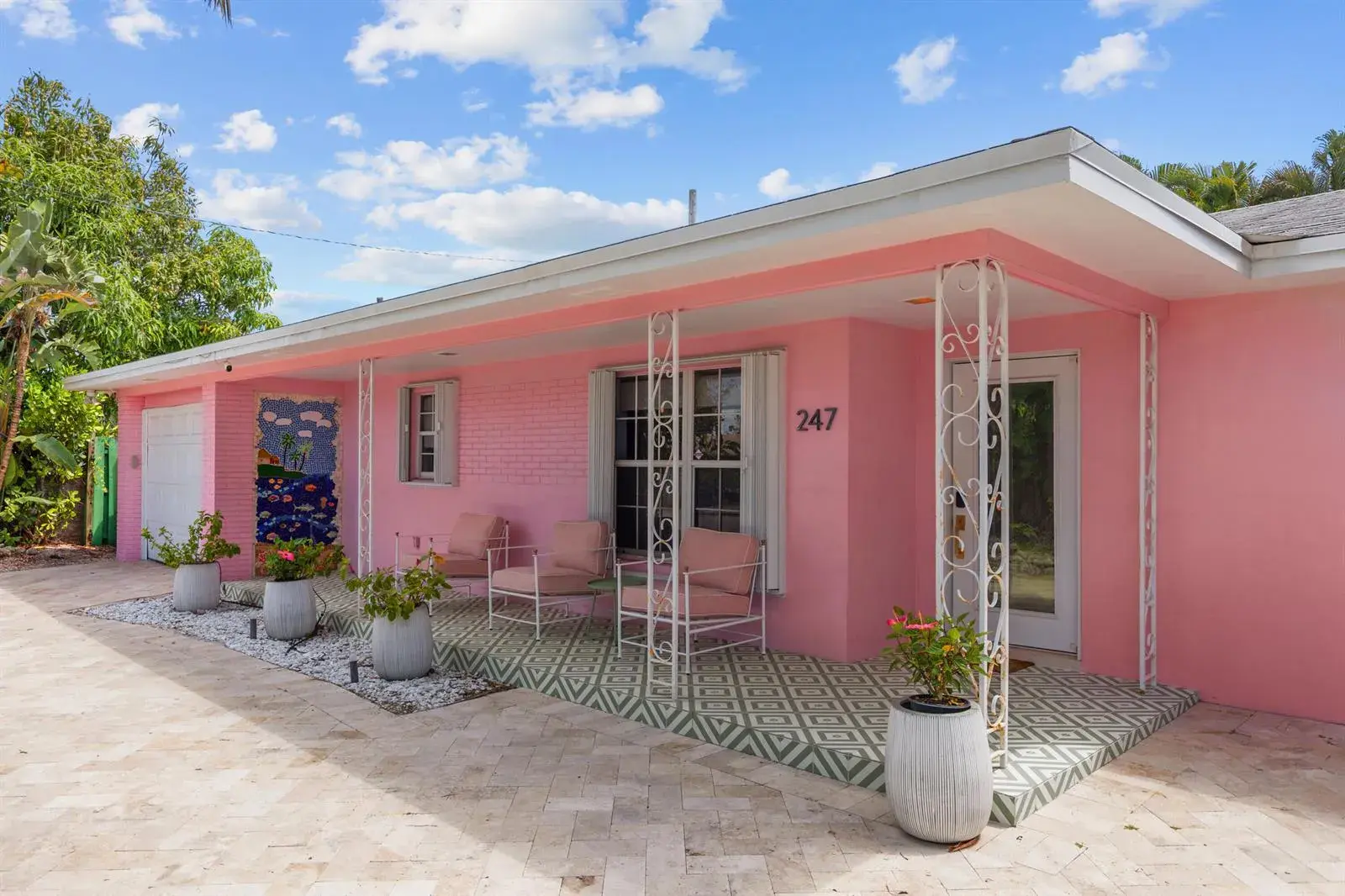 247 SE 3rd Avenue, Delray Beach FL 33483