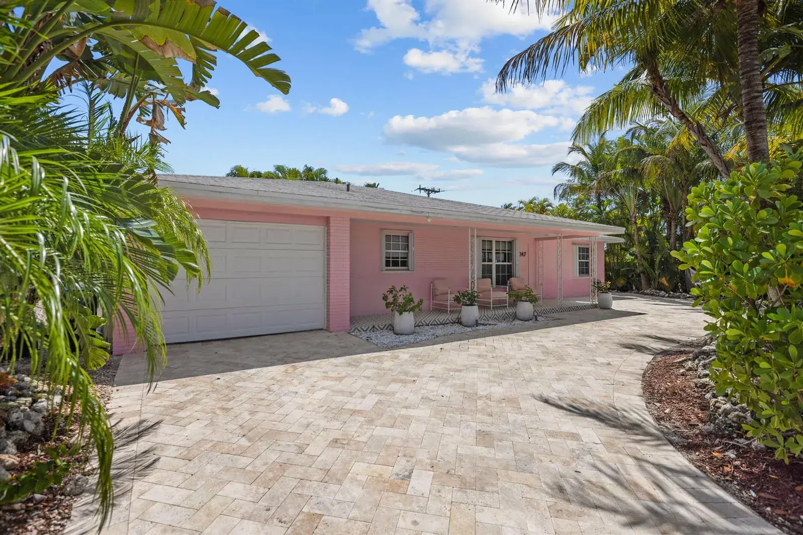 247 SE 3rd Avenue, Delray Beach FL 33483