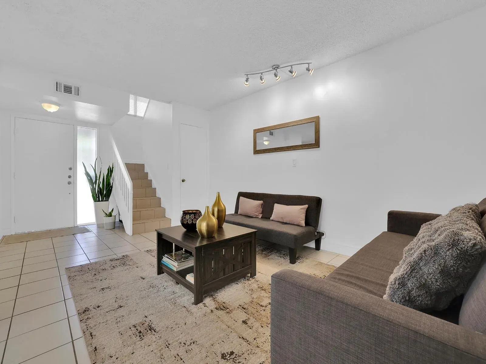 9702 NW 5th Lane # 9702, Miami FL 33172