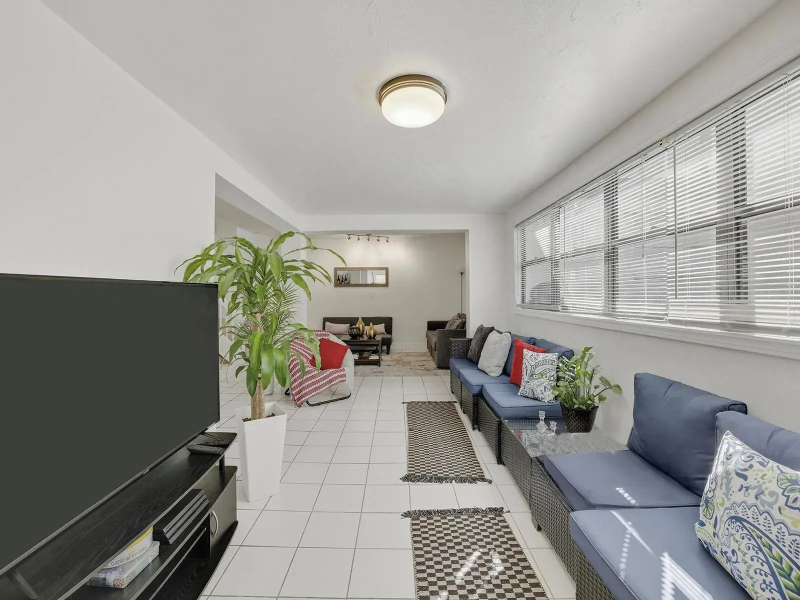 9702 NW 5th Lane # 9702, Miami FL 33172