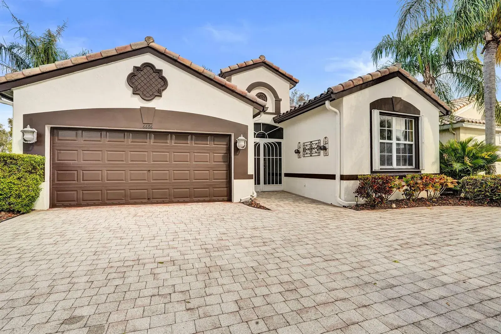 3 bedroom 2 bath Residential for sale at 6606 Turchino Drive, Lake Worth FL 33467