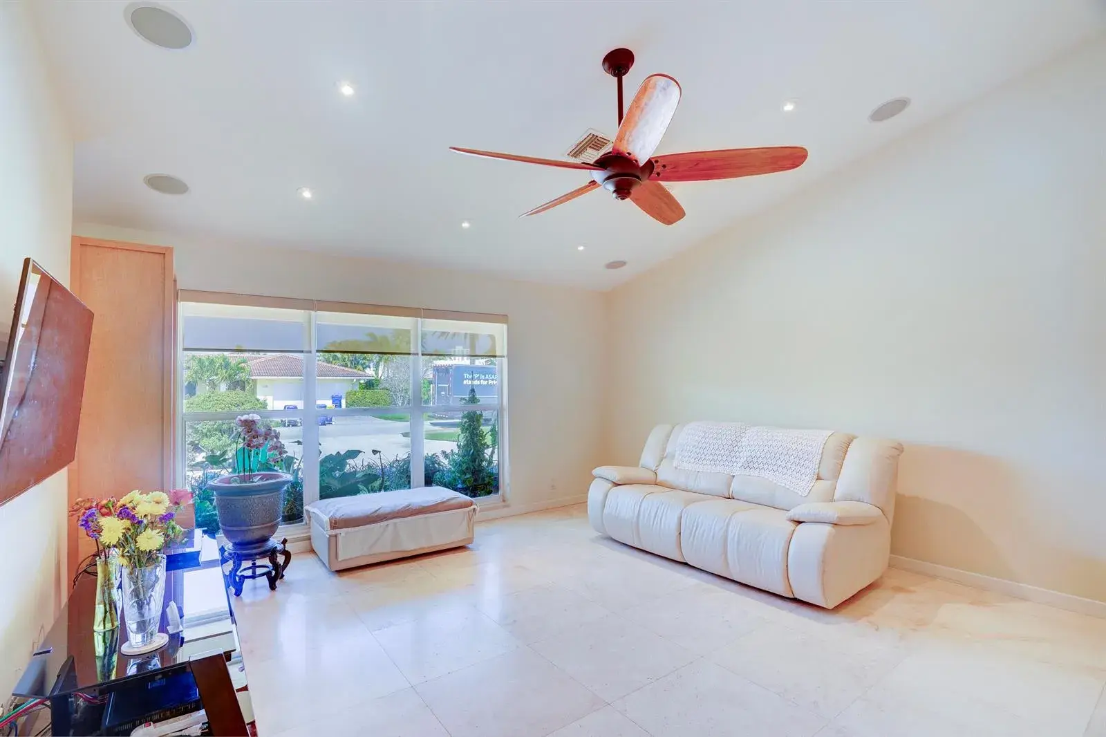 1191 Emerald Lane, Singer Island FL 33404