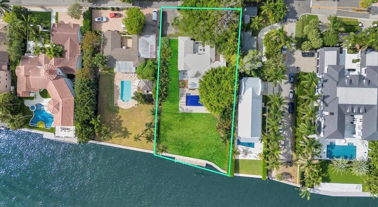 1 Fisher Lane, Delray Beach FL 33483