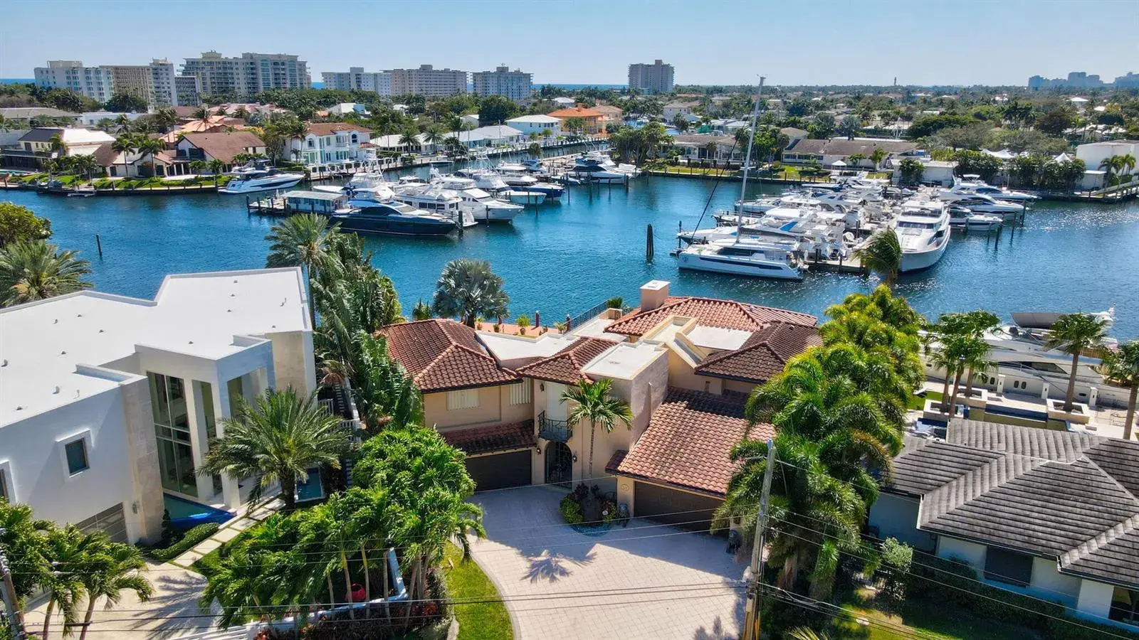 2850 NE 44th Street, Lighthouse Point FL 33064
