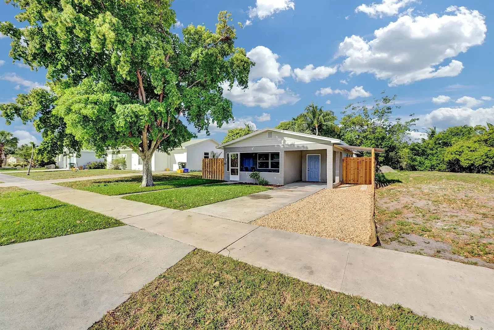 3 bedroom 2 bath Residential for sale at 240 NW 9th Avenue, Delray Beach FL 33444