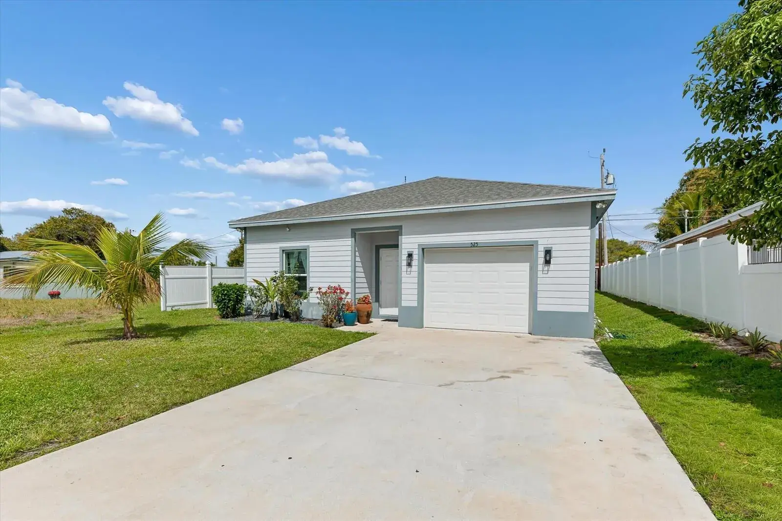 525 NW 12th Avenue, Boynton Beach FL 33435