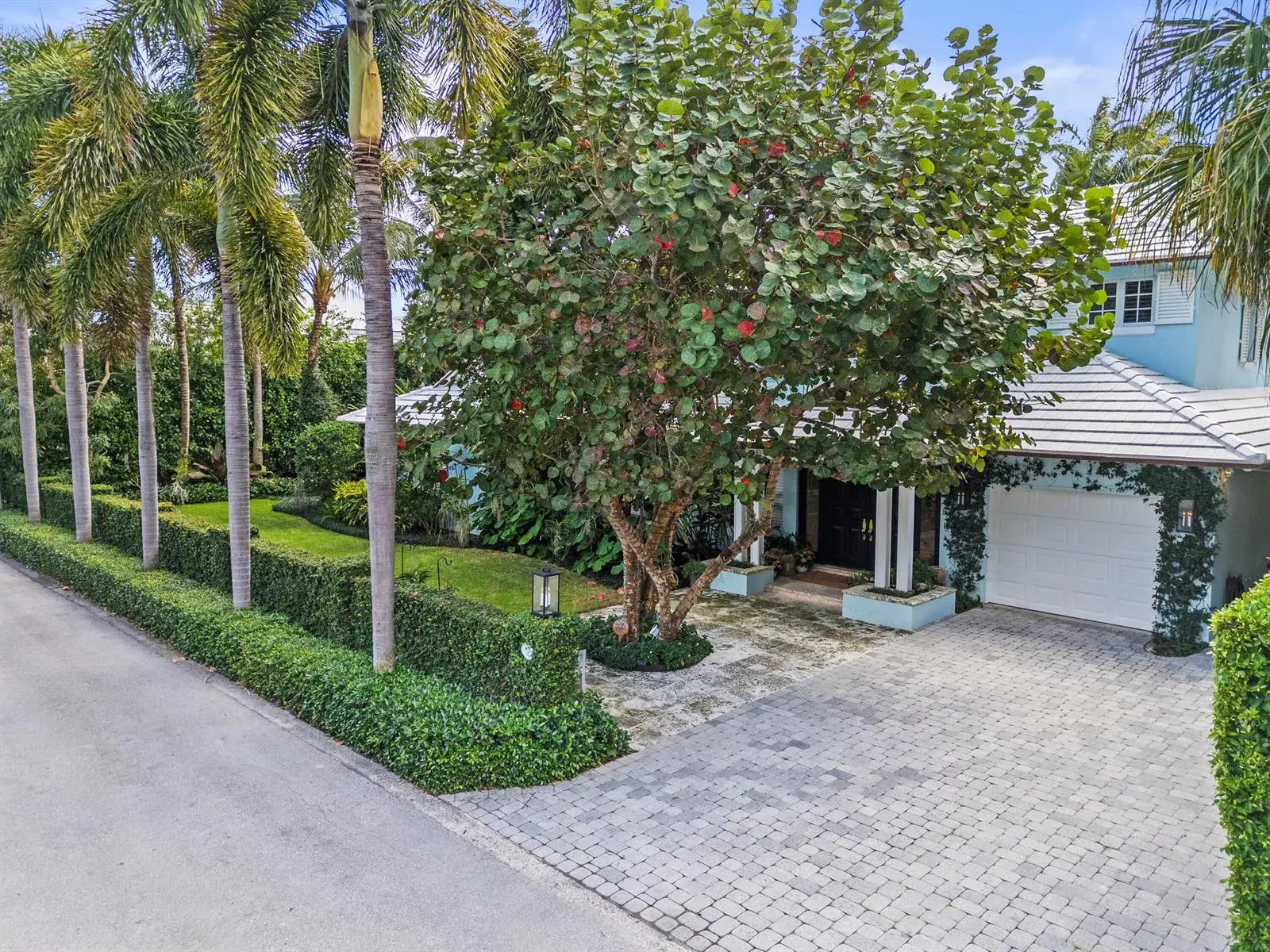 156 Dolphin Road, Palm Beach FL 33480