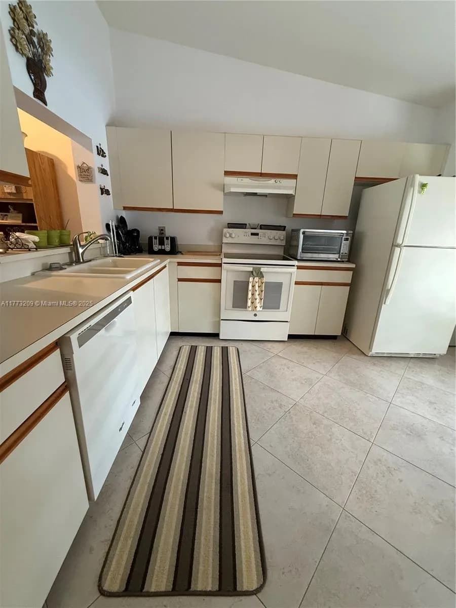 3310 Perimeter Dr # 3310, Green Acres FL 33467