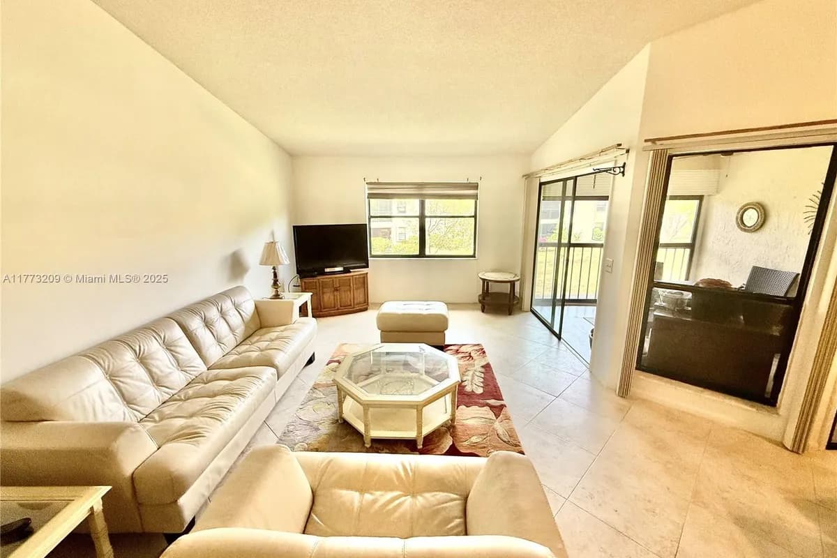 3310 Perimeter Dr # 3310, Green Acres FL 33467