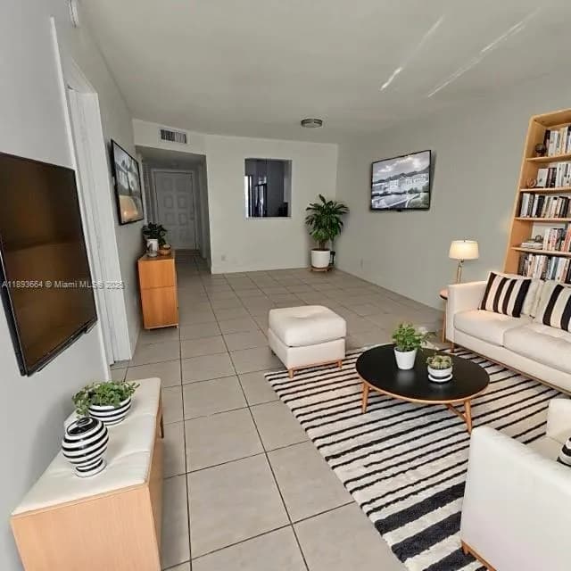 8700 N Sherman Cir # 108, Miramar FL 33025