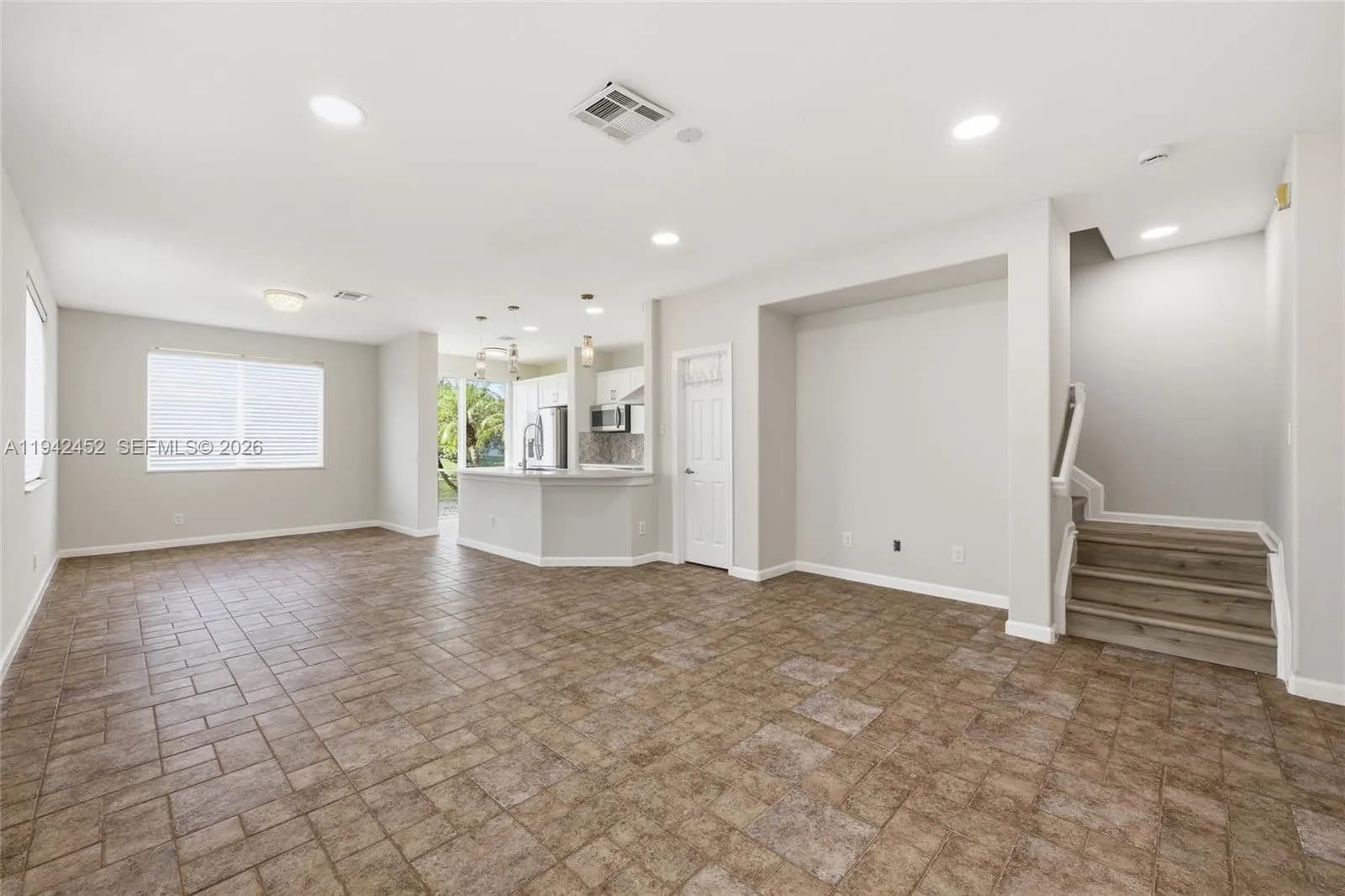 3059 Laurel Ridge Cir, Riviera Beach FL 33404