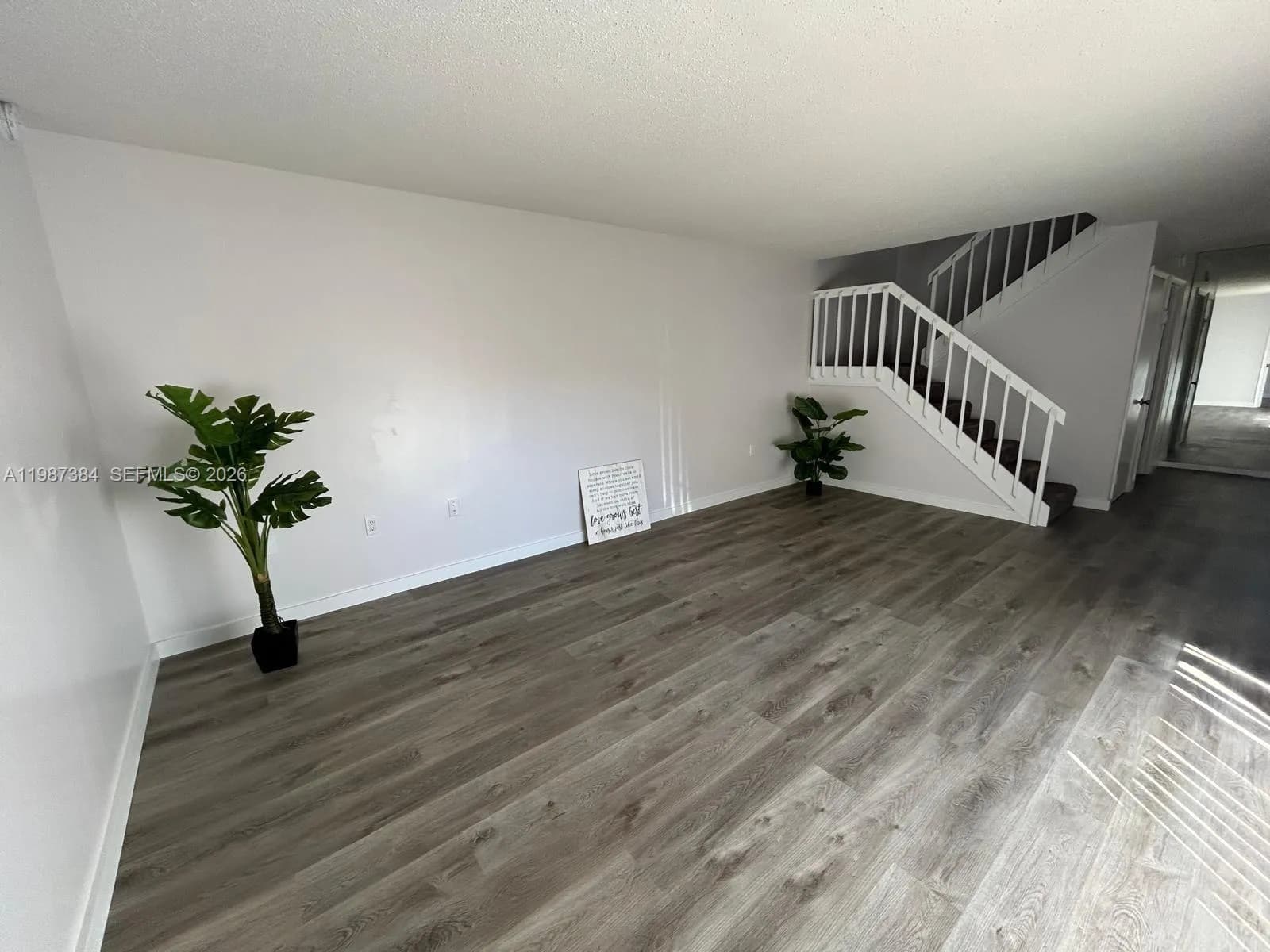 1700 Embassy Dr # 204, West Palm Beach FL 33401