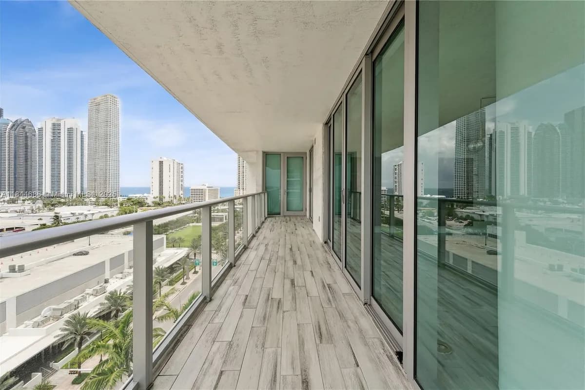 300 Sunny Isles Blvd # 1107, Sunny Isles Beach FL 33160