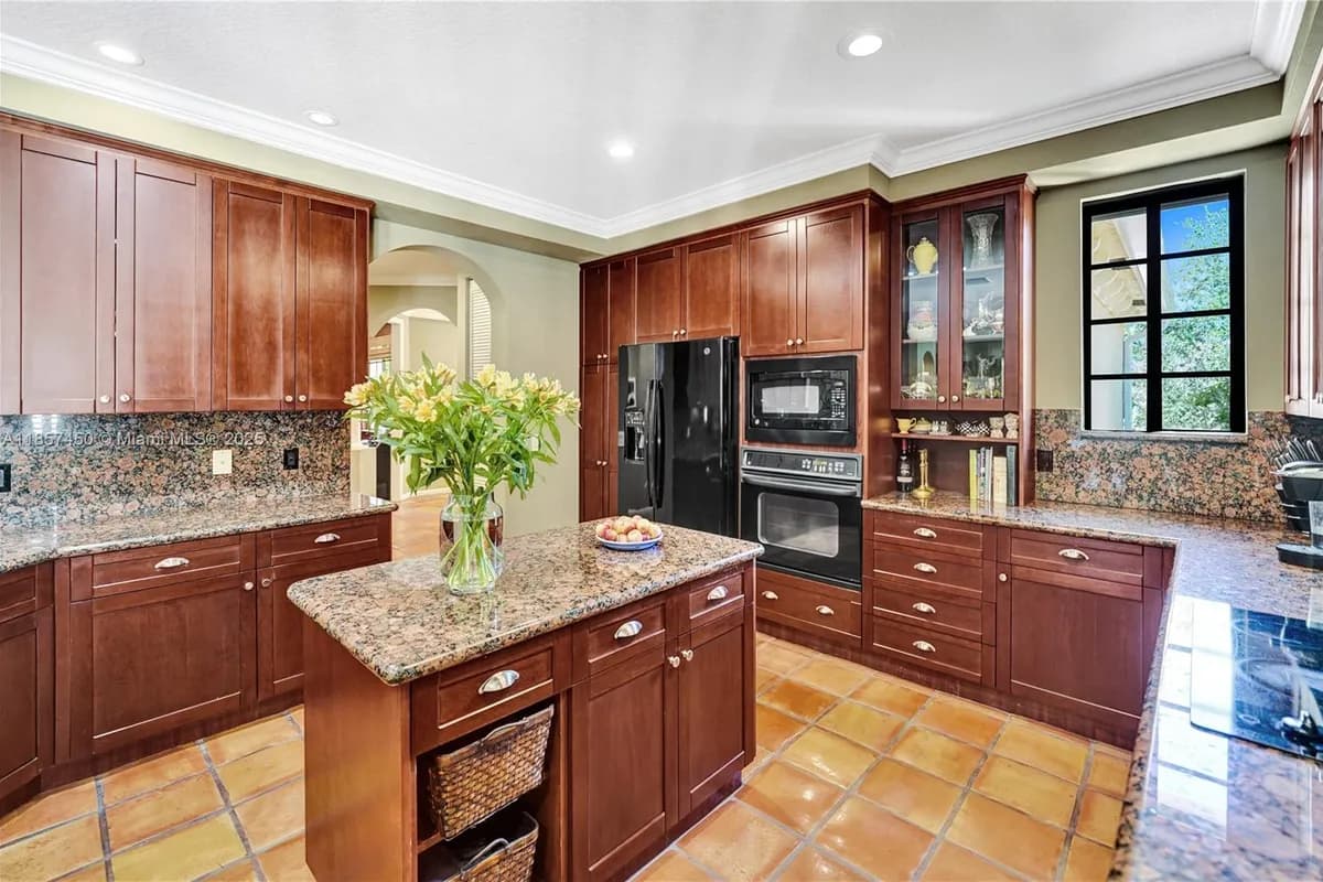 1577 Passion Vine Cir # 2, Weston FL 33326