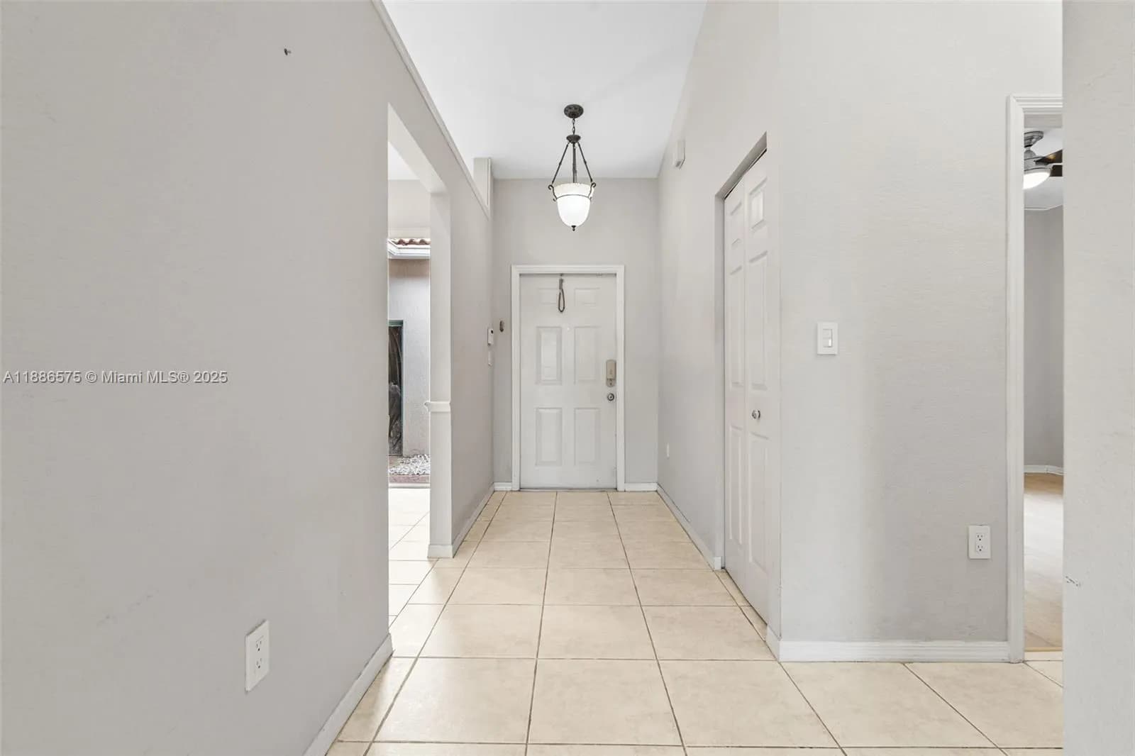 2590 E Aragon Blvd # 2, Sunrise FL 33313