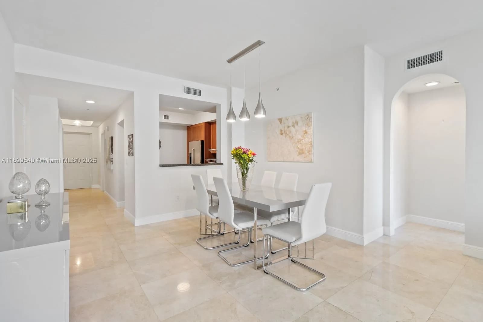 3340 NE 190th St # 405, Aventura FL 33180