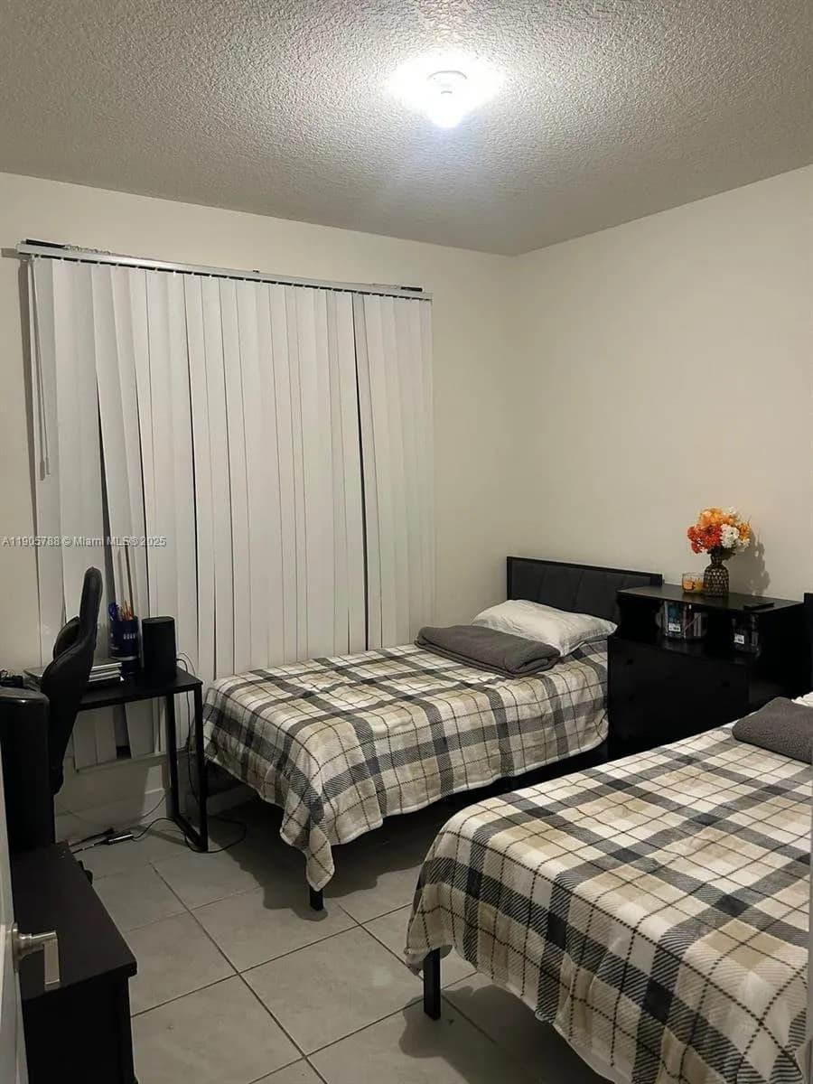 8001 NW 41st St # 302, Doral FL 33166