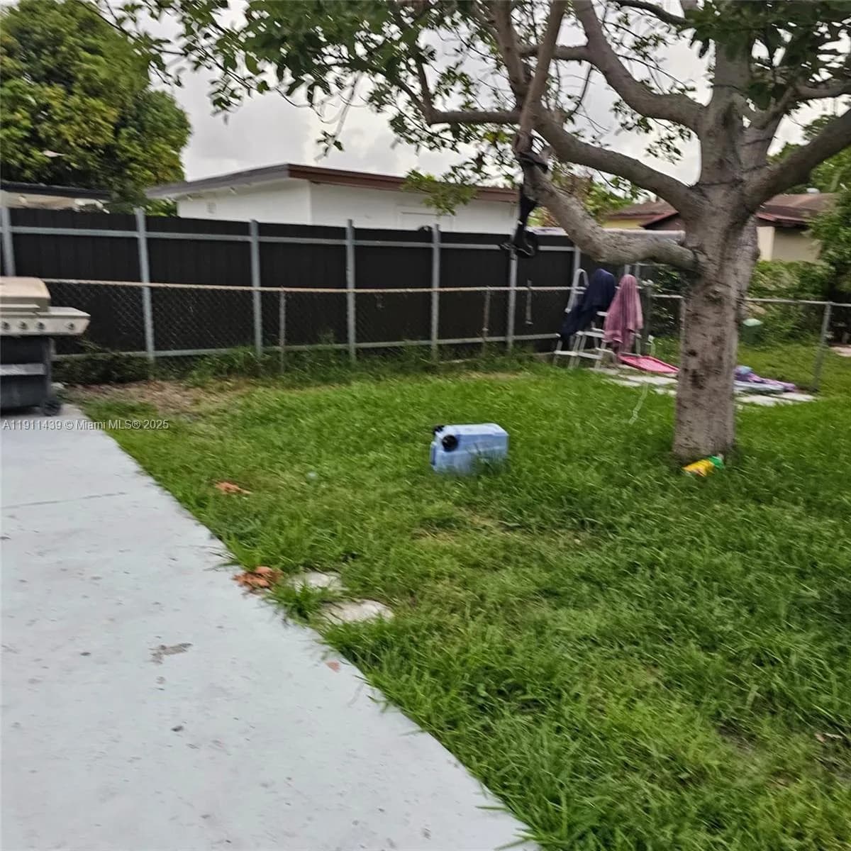 4492 NW 180th St, Miami Gardens FL 33055