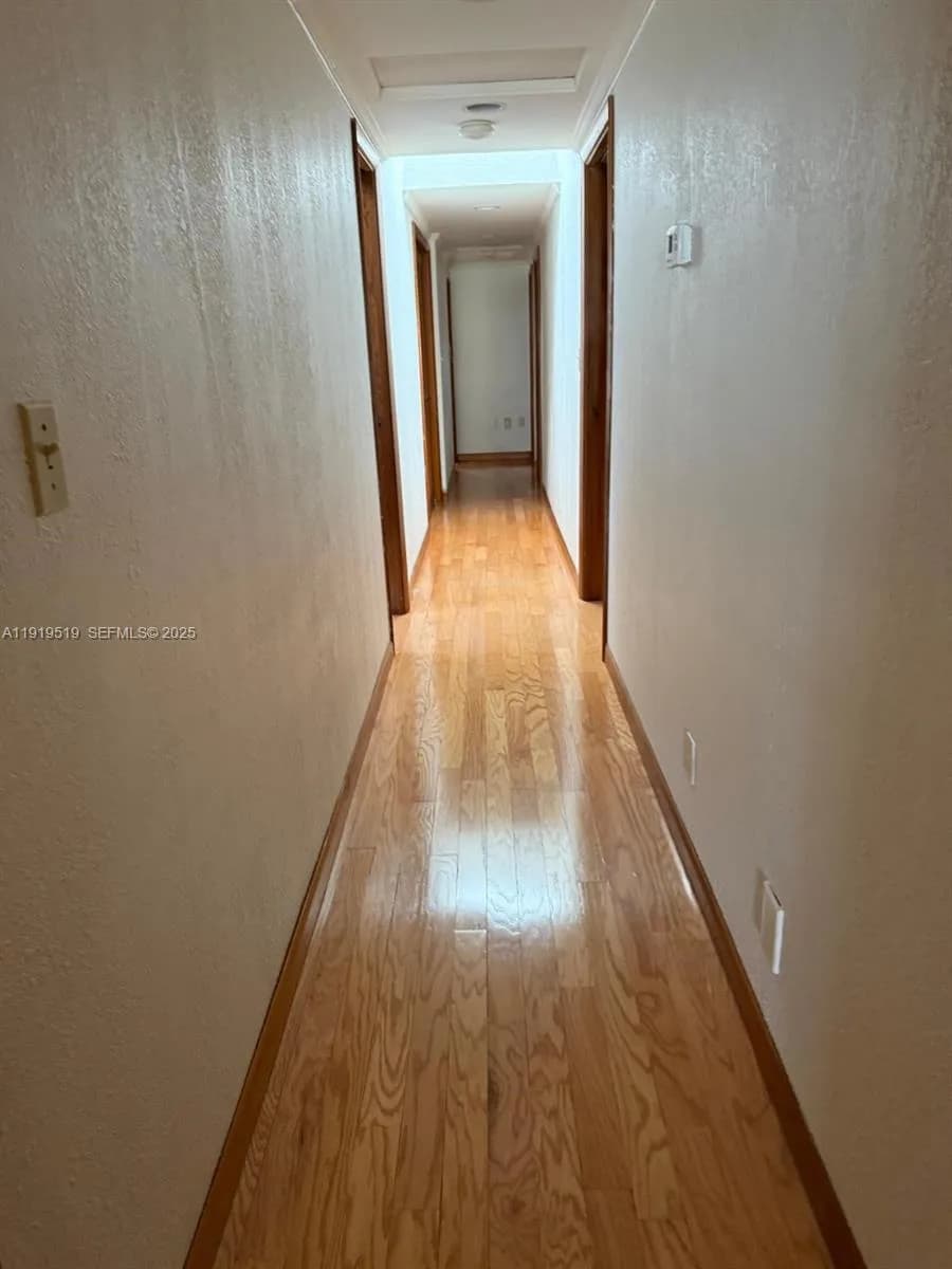 5461 W Broward Blvd, Plantation FL 33317