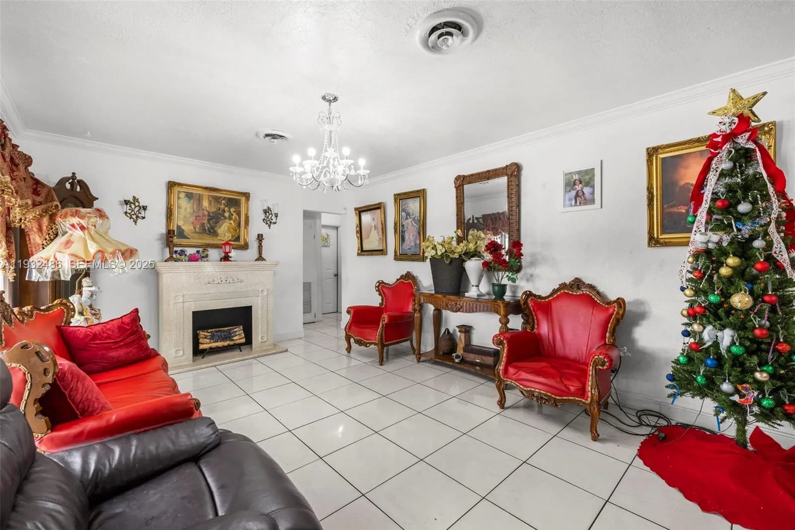 60 W 61st St, Hialeah FL 33012