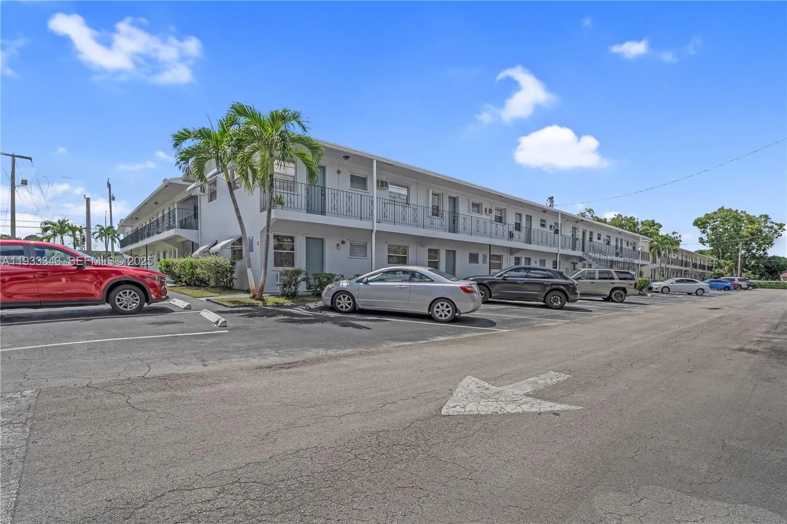 7401 Pines Blvd # 221, Pembroke Pines FL 33024