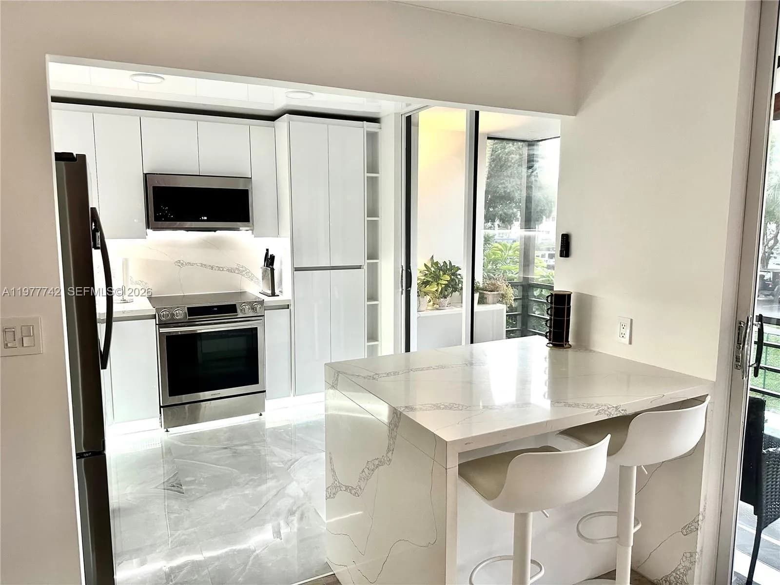 671 NE 195th St # 205E, Miami FL 33179