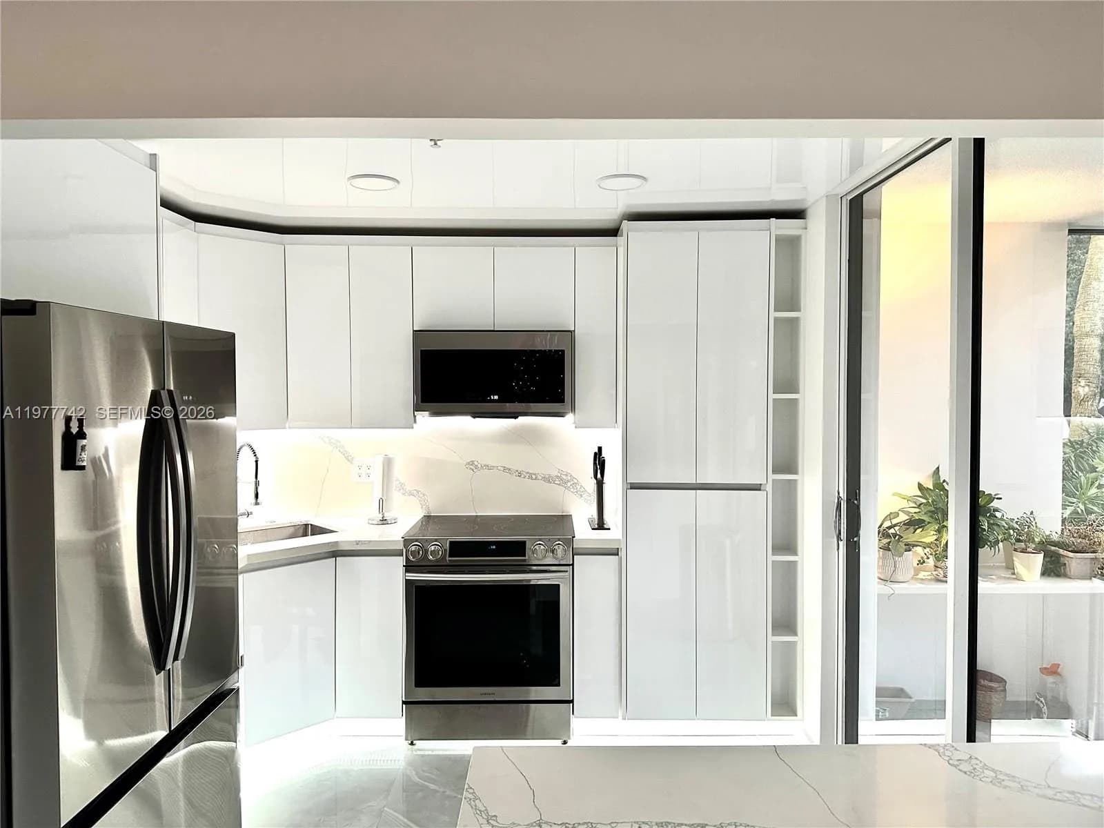 671 NE 195th St # 205E, Miami FL 33179