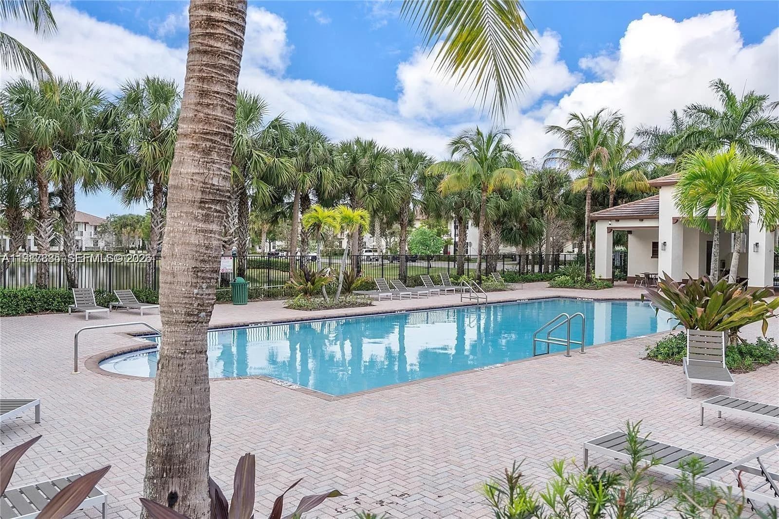 4612 Monarch Way, Coconut Creek FL 33073